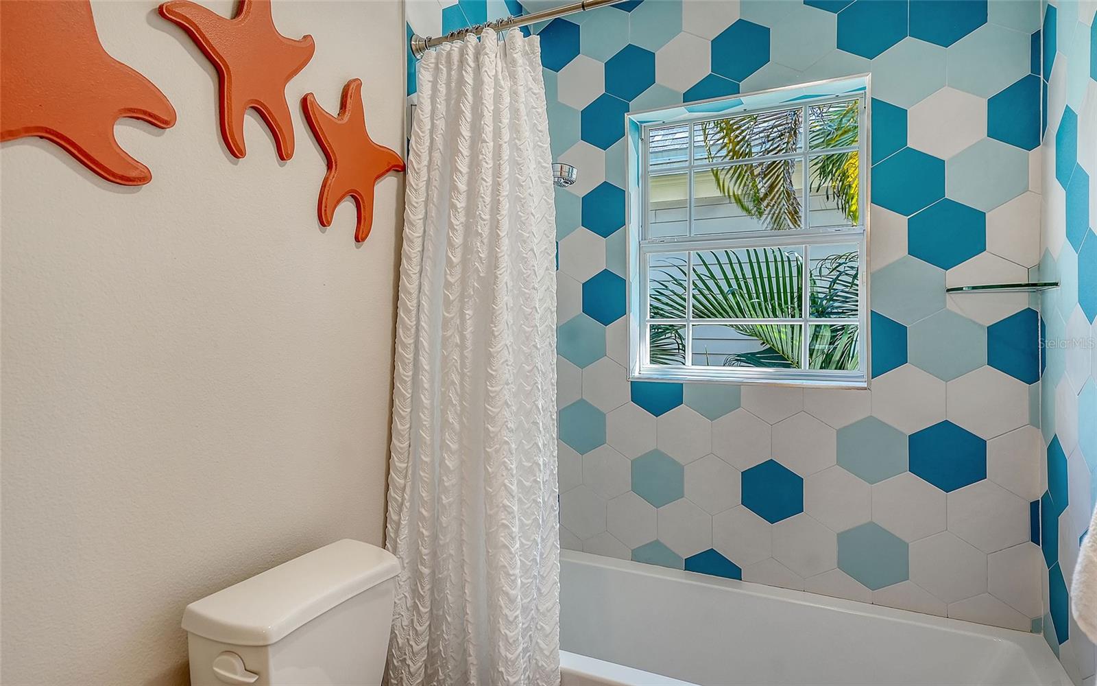 GRANADA PARK - Residential