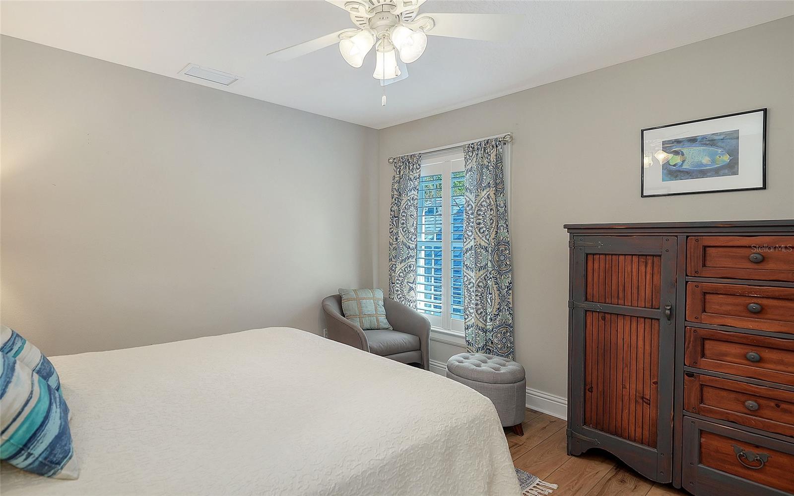 GRANADA PARK - Residential