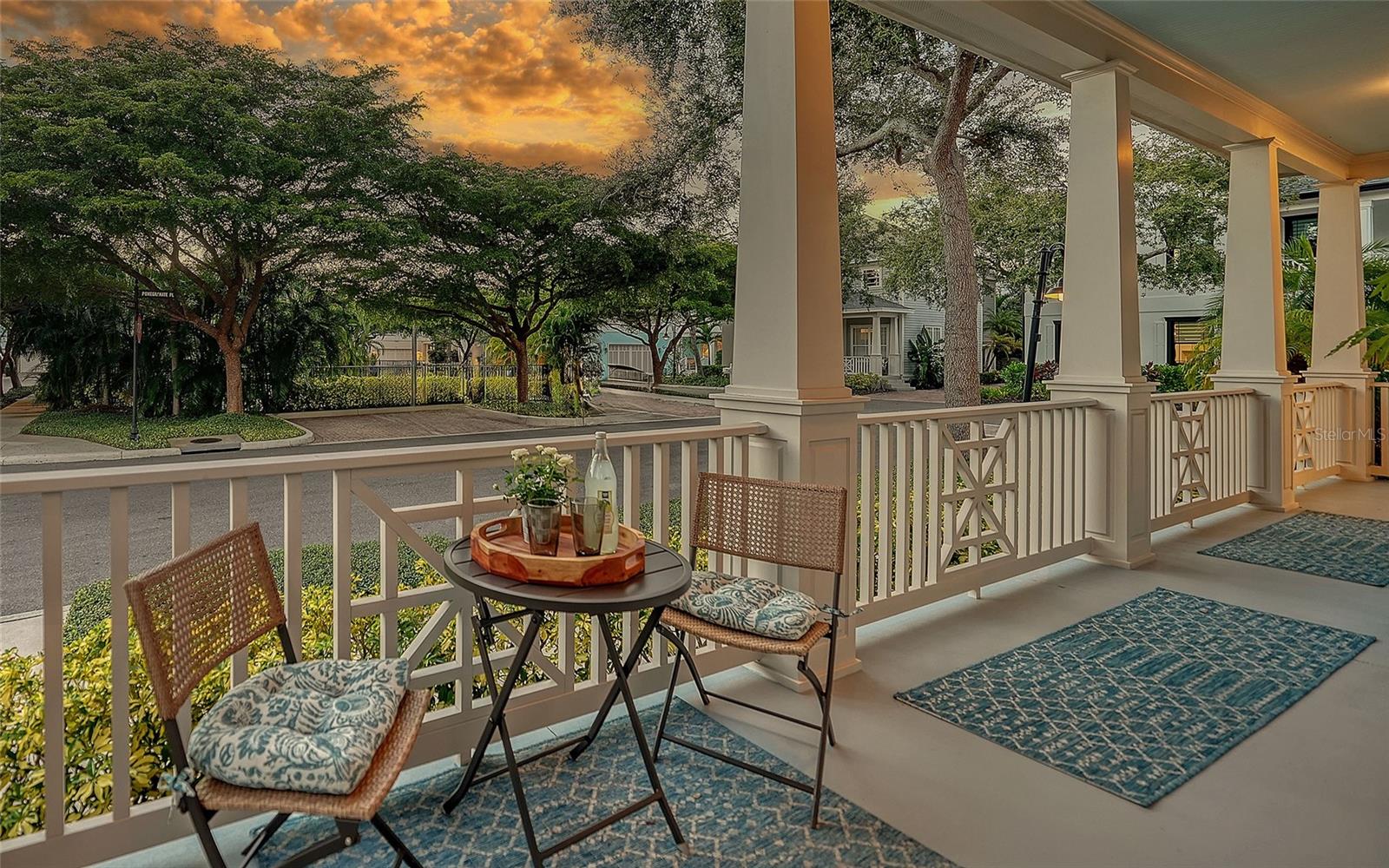 GRANADA PARK - Residential