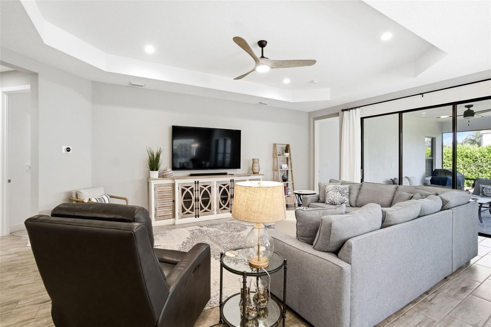 WINDWARD AT LAKEWOOD RANCH - Residential