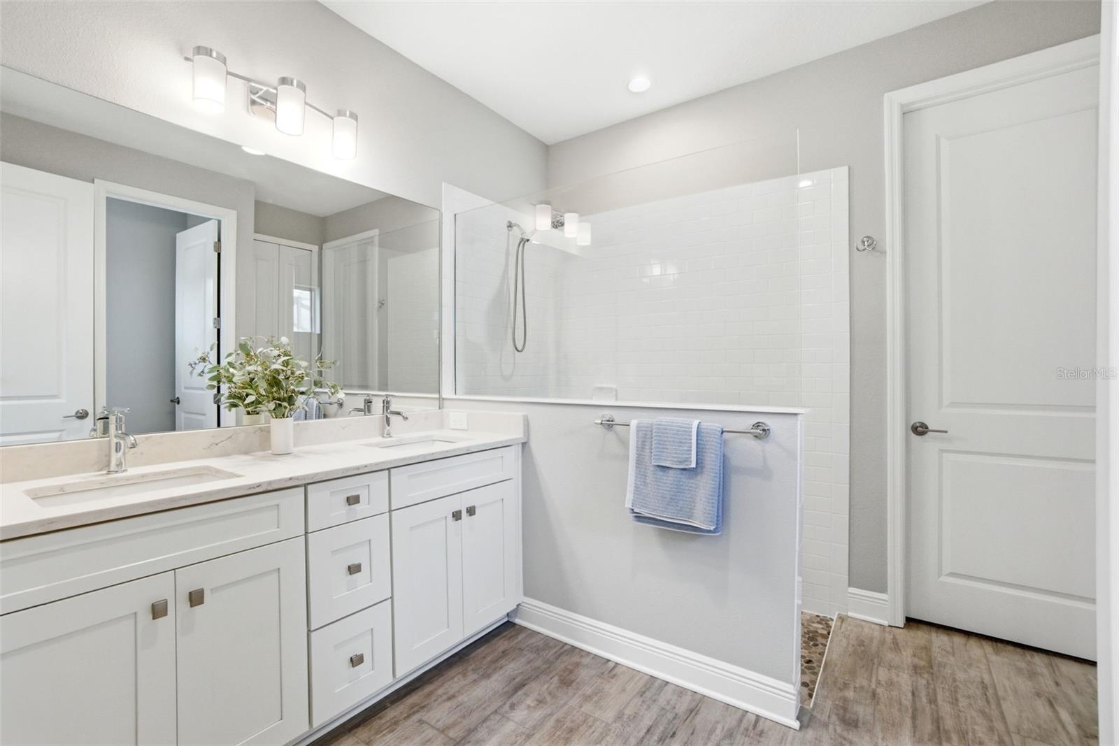 WINDWARD AT LAKEWOOD RANCH - Residential