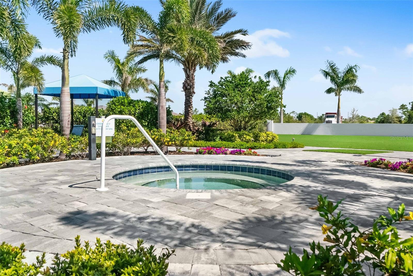 WINDWARD AT LAKEWOOD RANCH - Residential