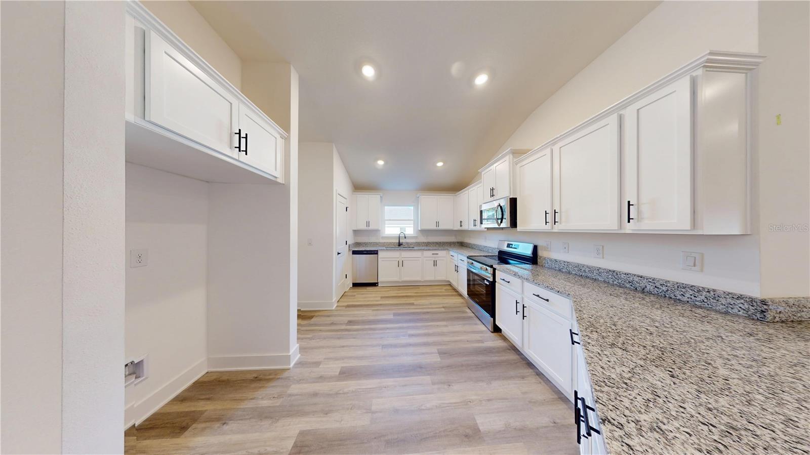 BRIARWOOD - Residential