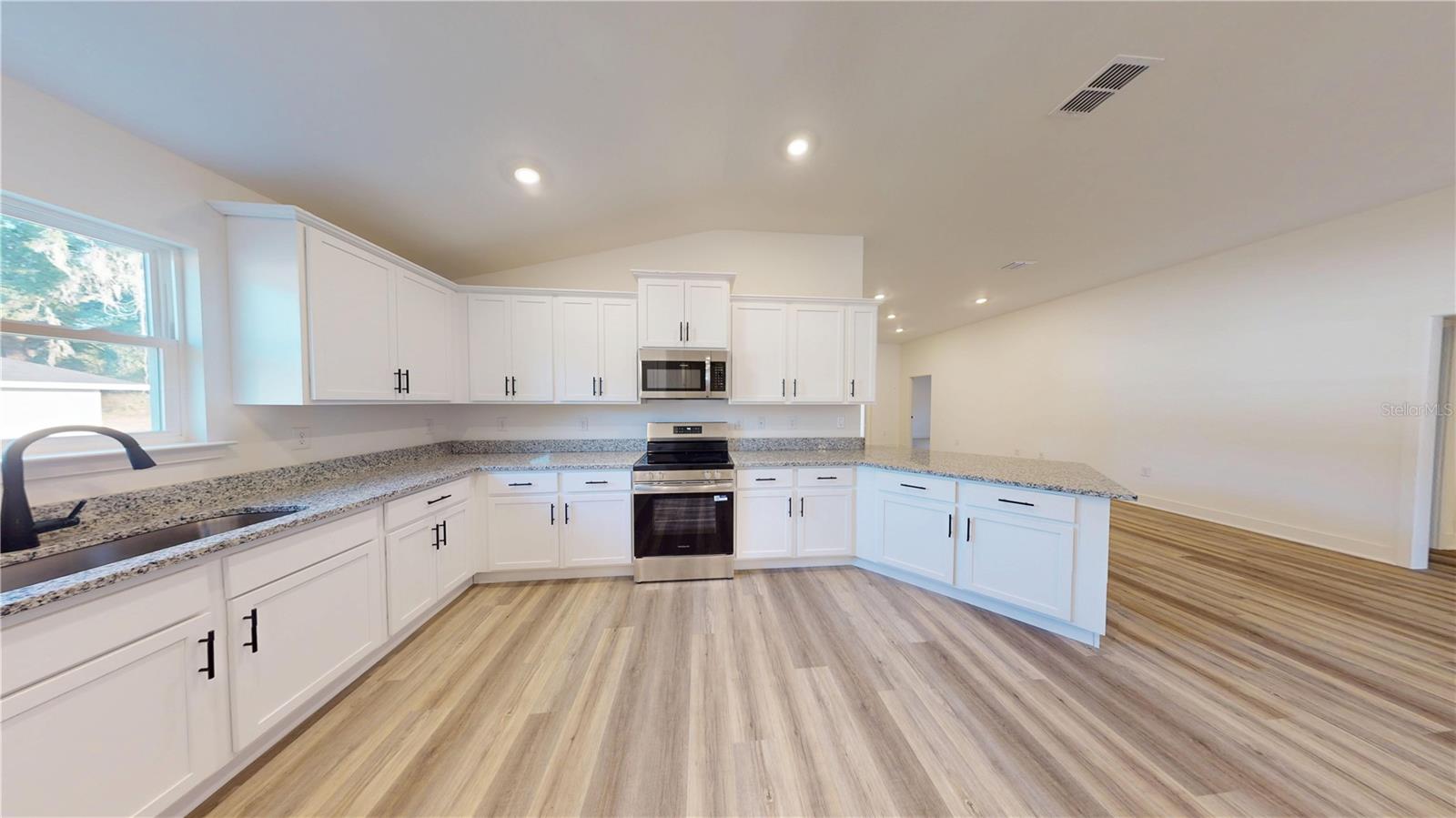 BRIARWOOD - Residential