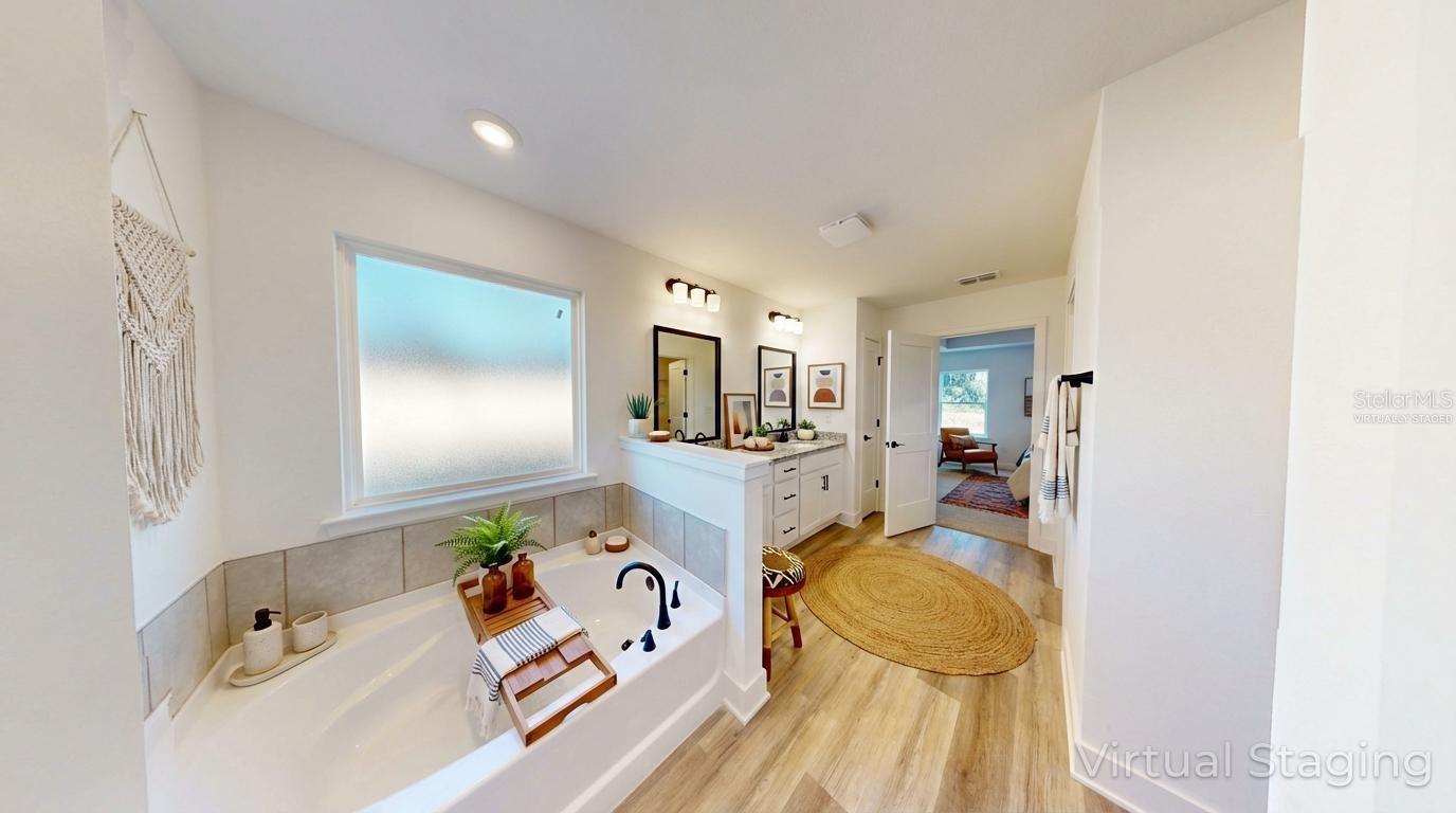 BRIARWOOD - Residential