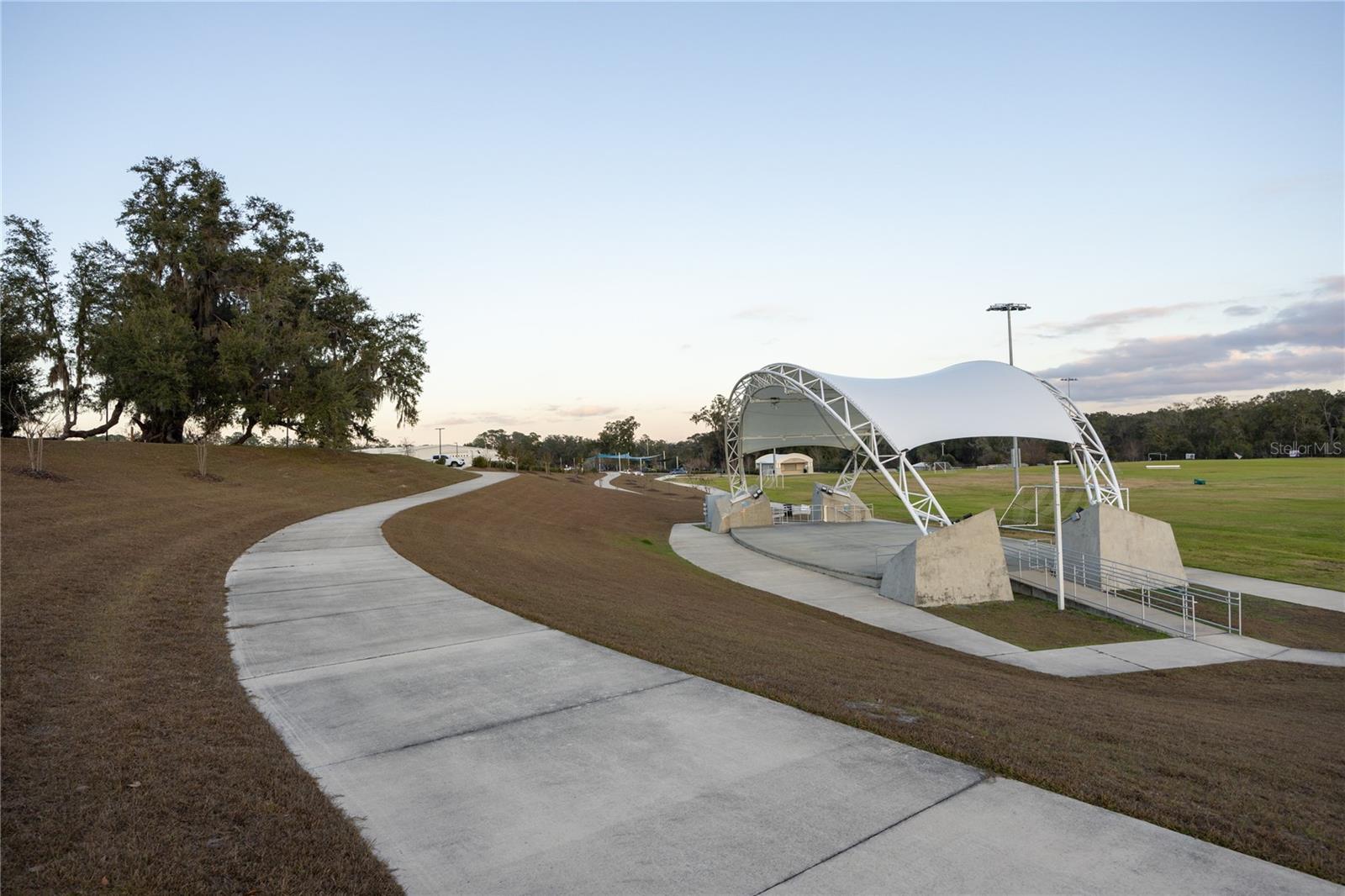 BRIARWOOD - Residential