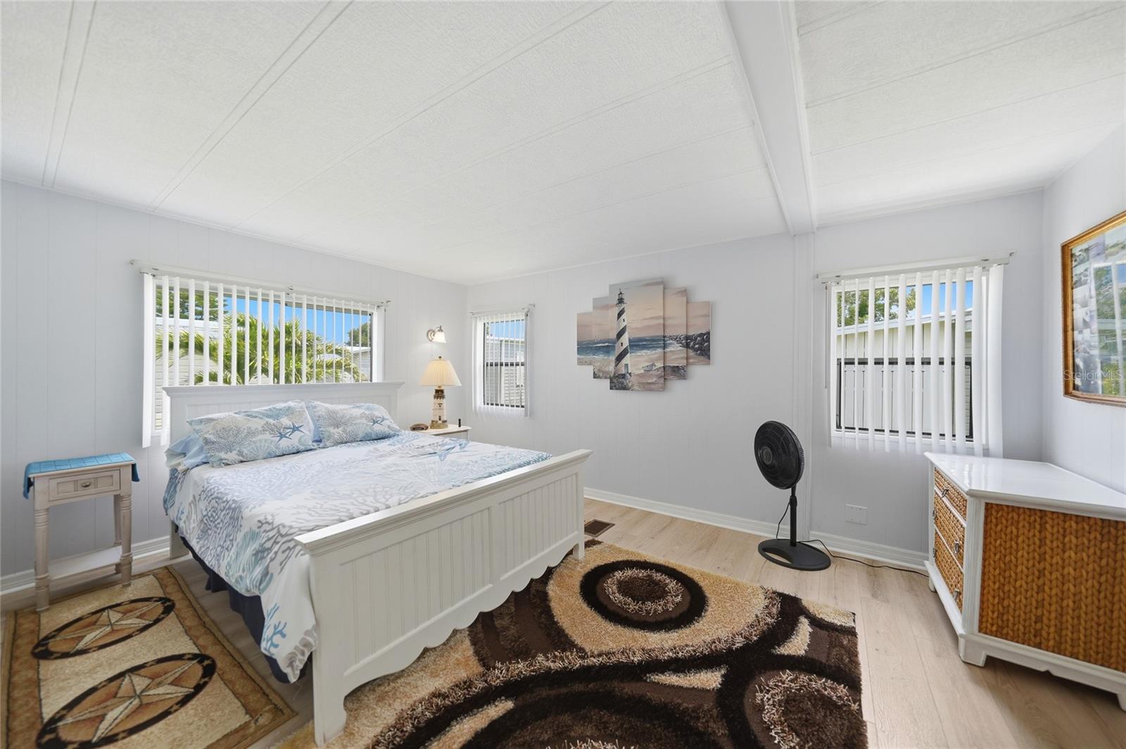 EAGLE POINT MHP - Residential