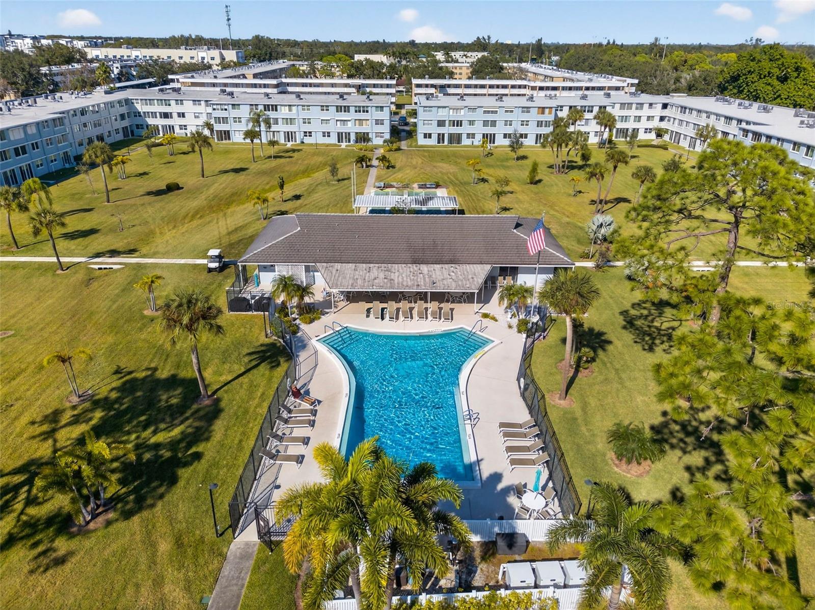 WINSTON PARK NORTHEAST - Residential