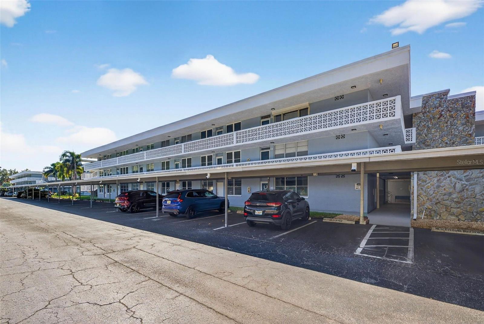 WINSTON PARK NORTHEAST - Residential