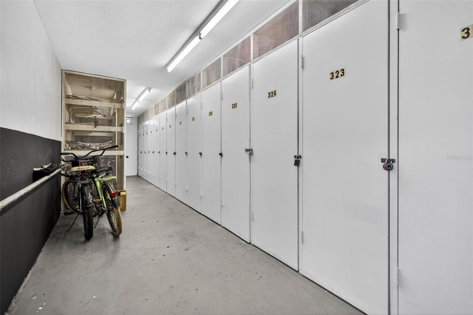 WINSTON PARK NORTHEAST - Residential