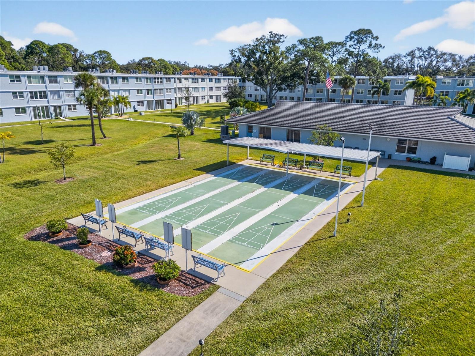 WINSTON PARK NORTHEAST - Residential