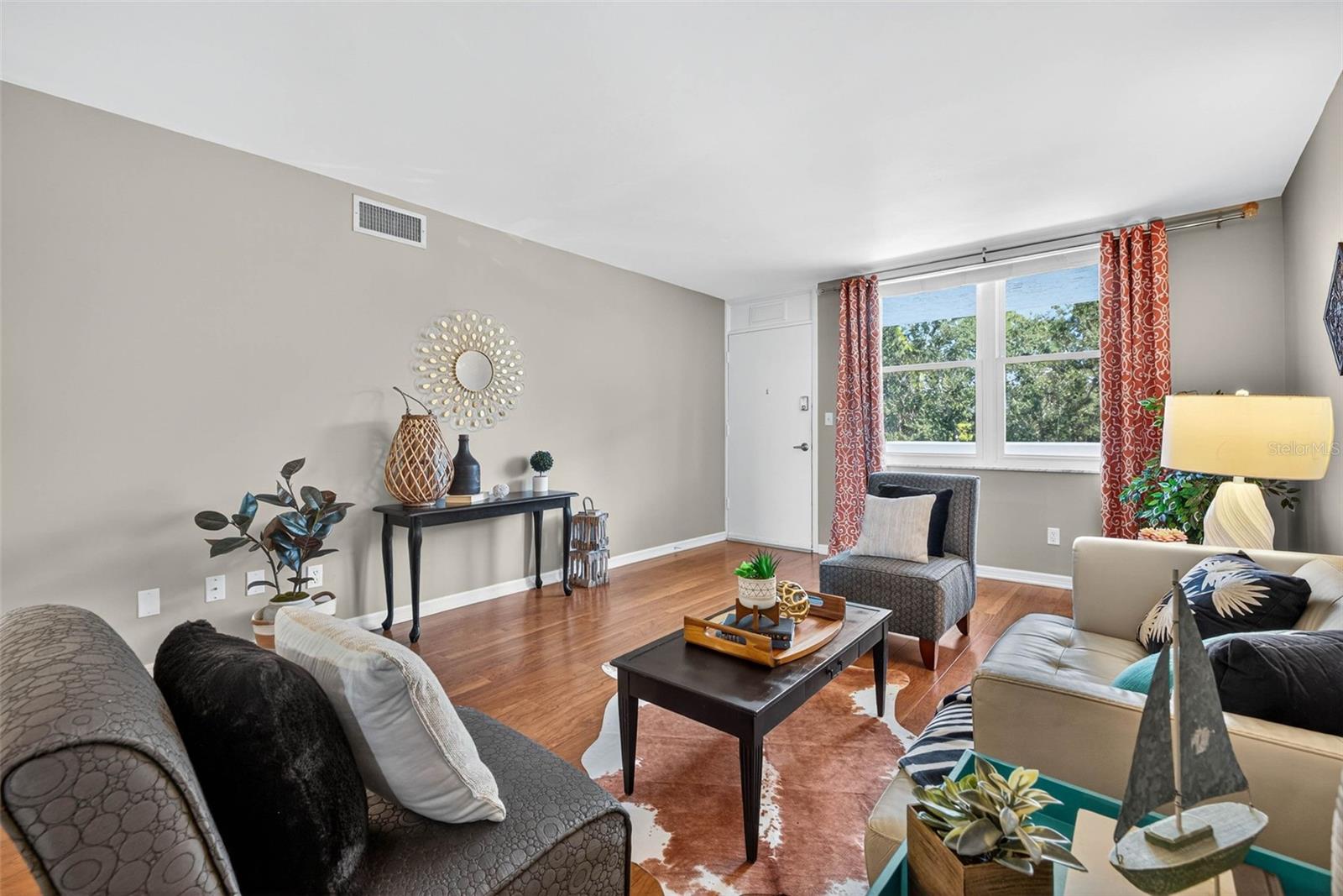 WINSTON PARK NORTHEAST - Residential