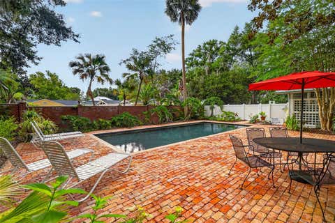 Tiny photo for 1046 N Mcdonald Street, Mount Dora, FL 32757 (MLS # G5115566)