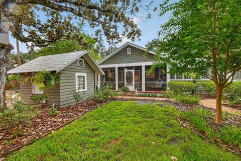 Tiny photo for 1046 N Mcdonald Street, Mount Dora, FL 32757 (MLS # G5115566)