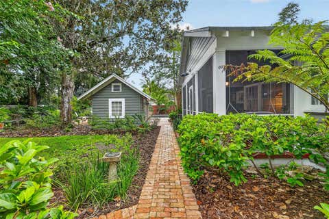 Tiny photo for 1046 N Mcdonald Street, Mount Dora, FL 32757 (MLS # G5115566)