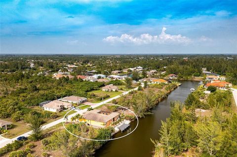 A home in PORT CHARLOTTE