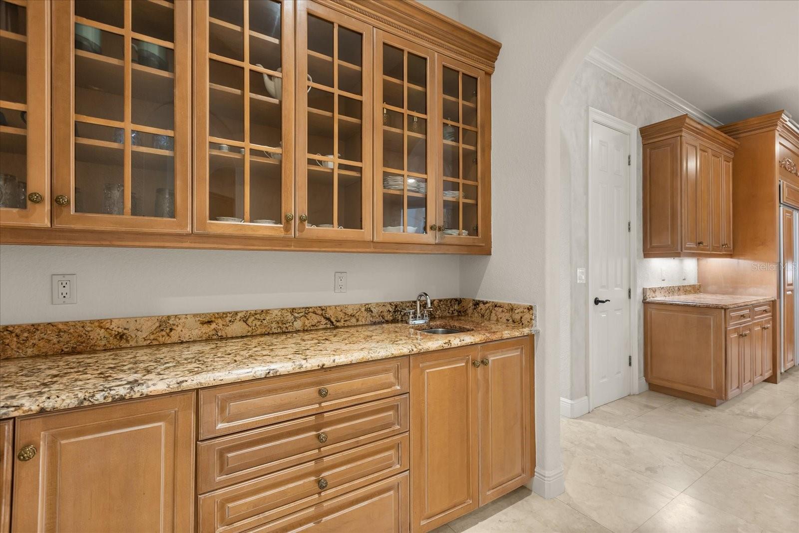 HEATHROW WOODS - Residential