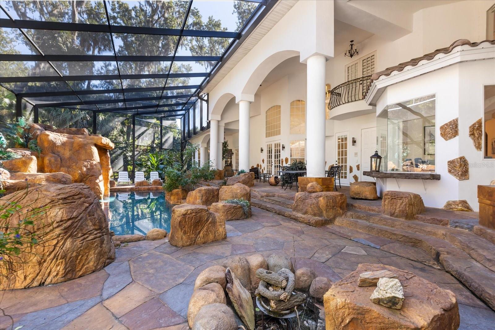 HEATHROW WOODS - Residential