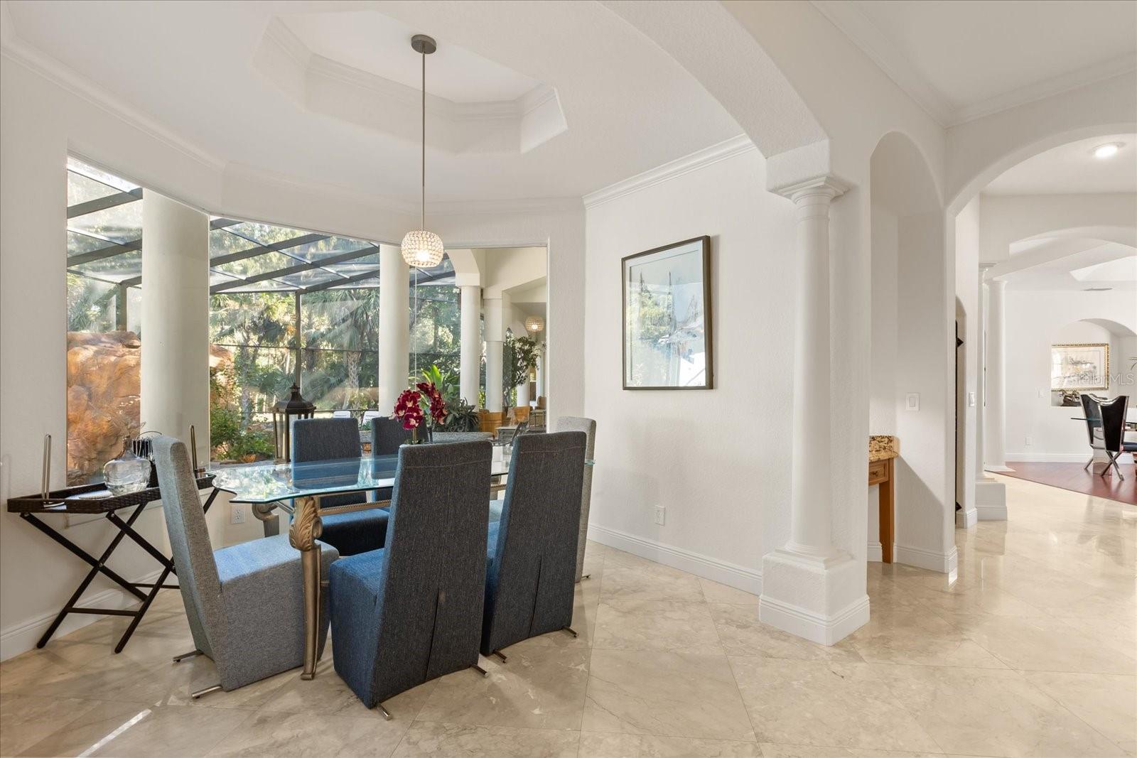 HEATHROW WOODS - Residential