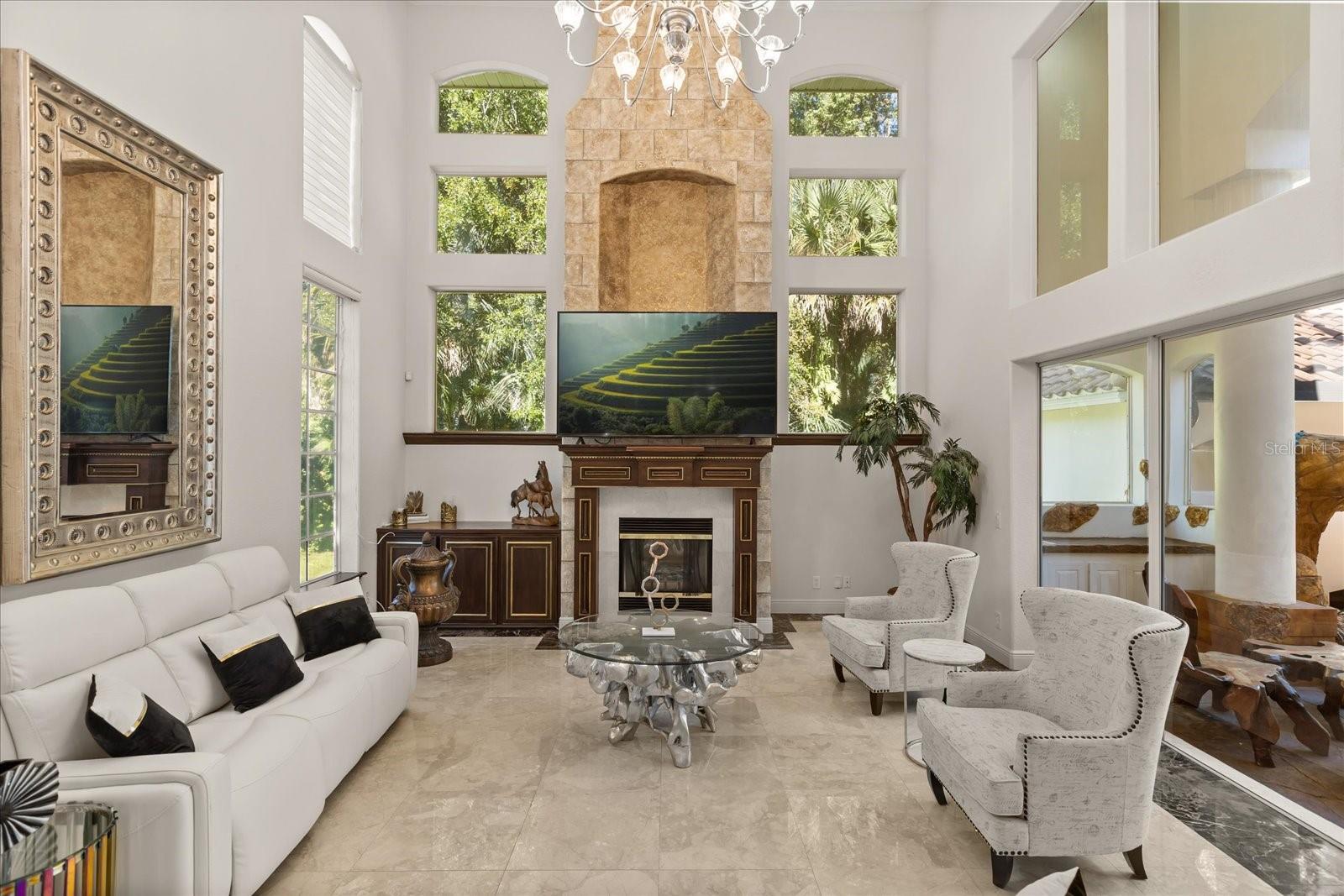 HEATHROW WOODS - Residential