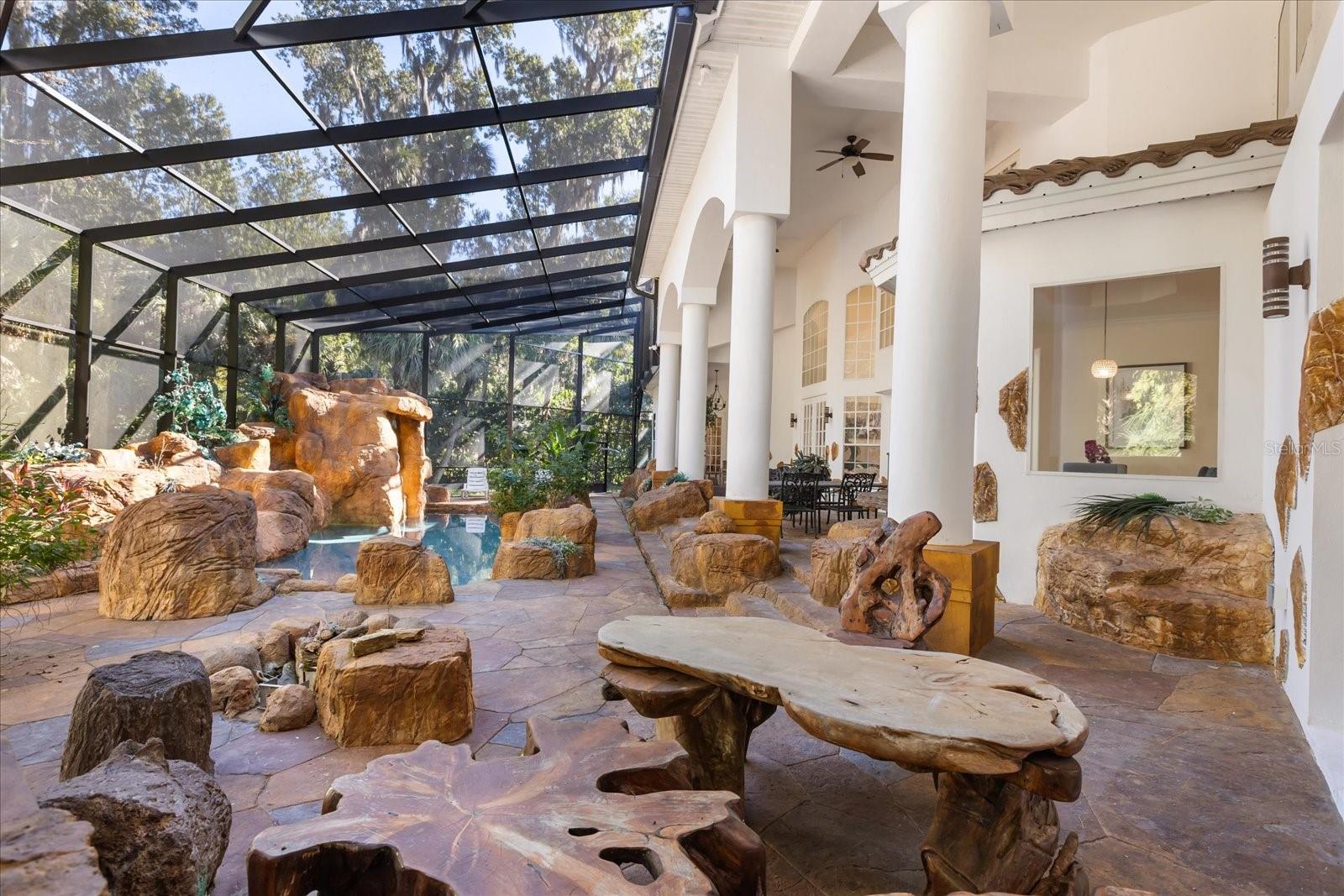 HEATHROW WOODS - Residential