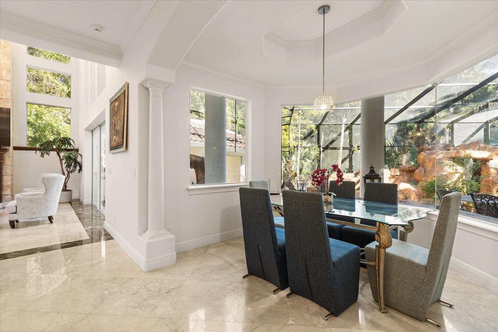 HEATHROW WOODS - Residential