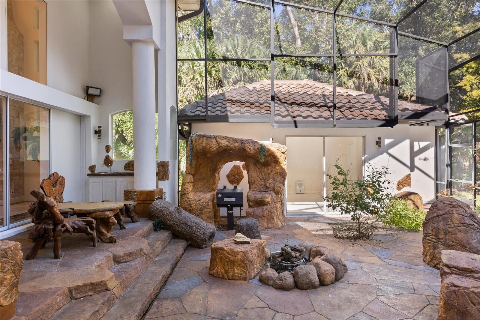 HEATHROW WOODS - Residential