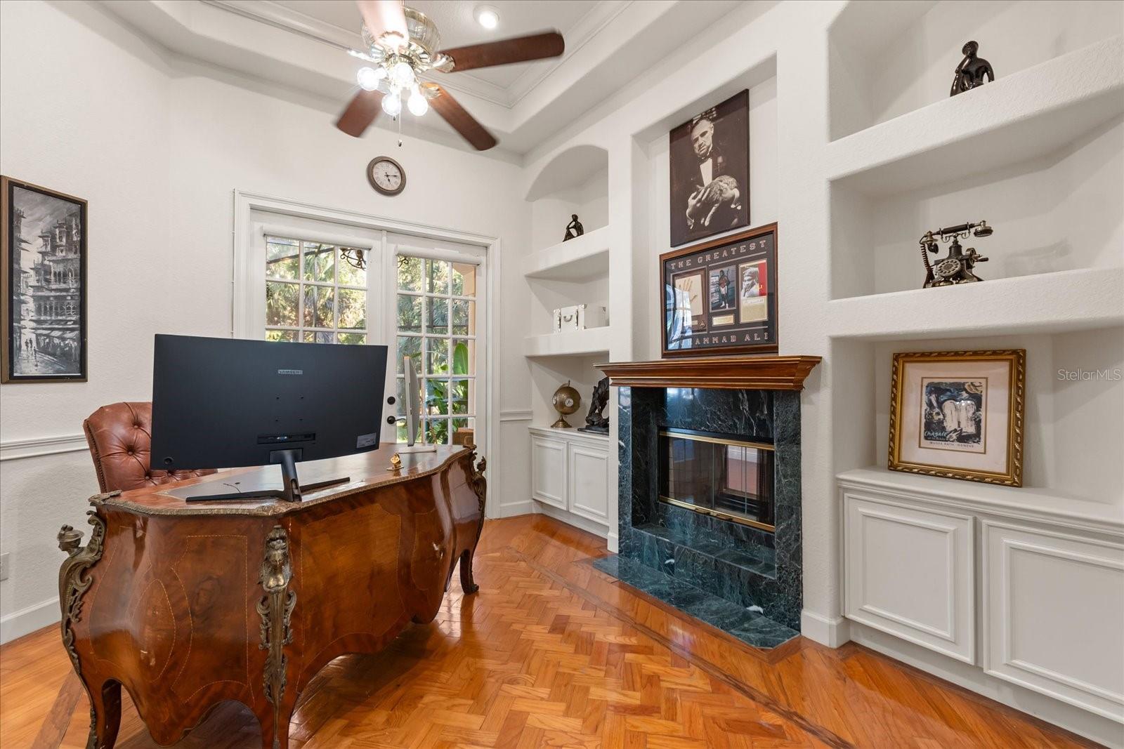 HEATHROW WOODS - Residential