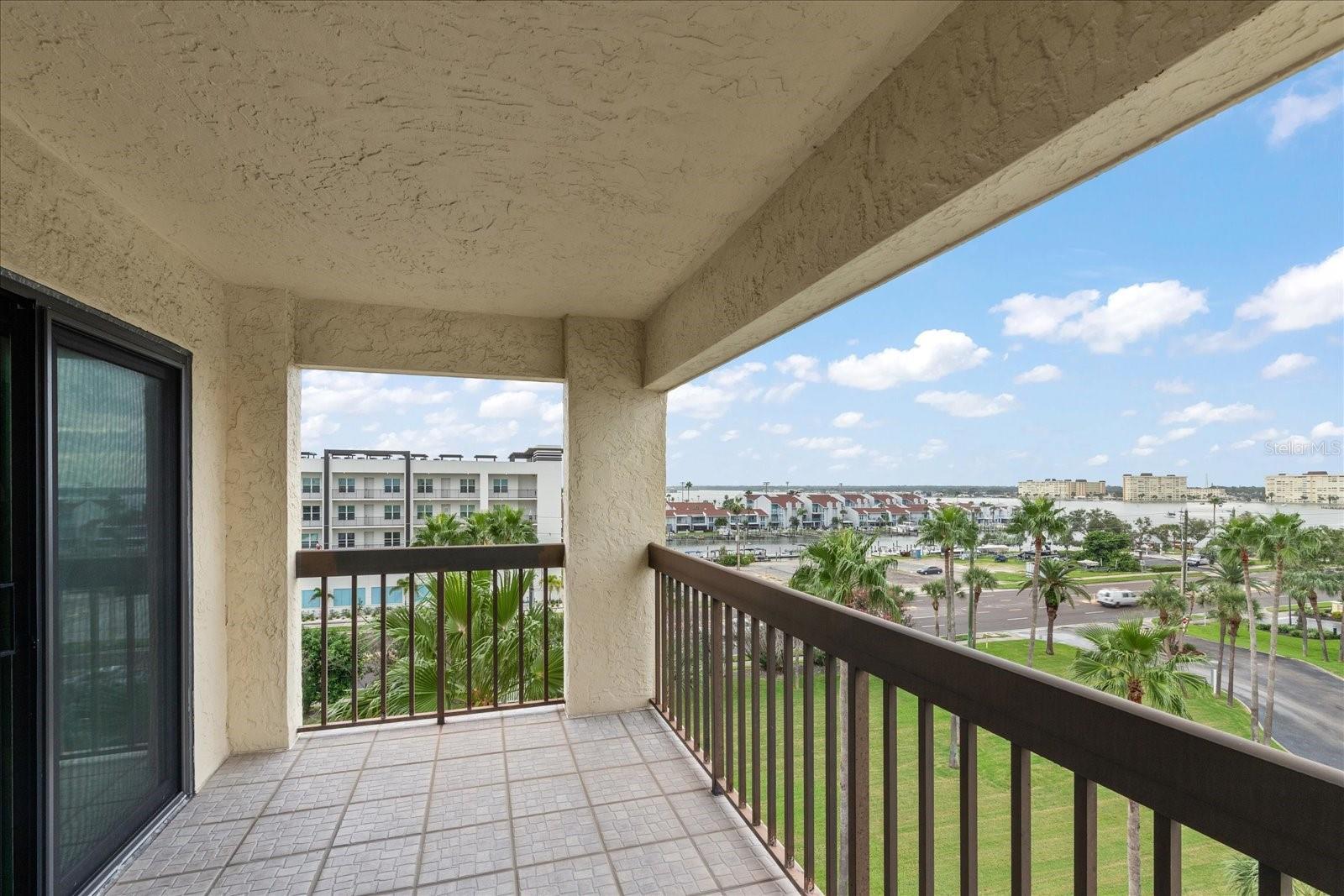 BOCA VISTA CONDO - Residential