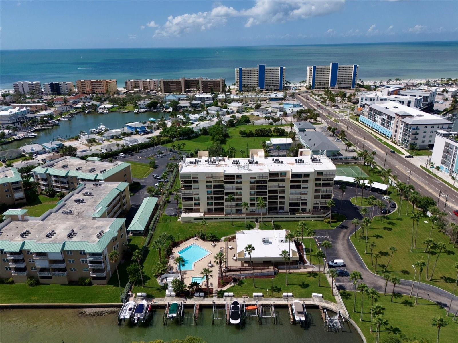 BOCA VISTA CONDO - Residential