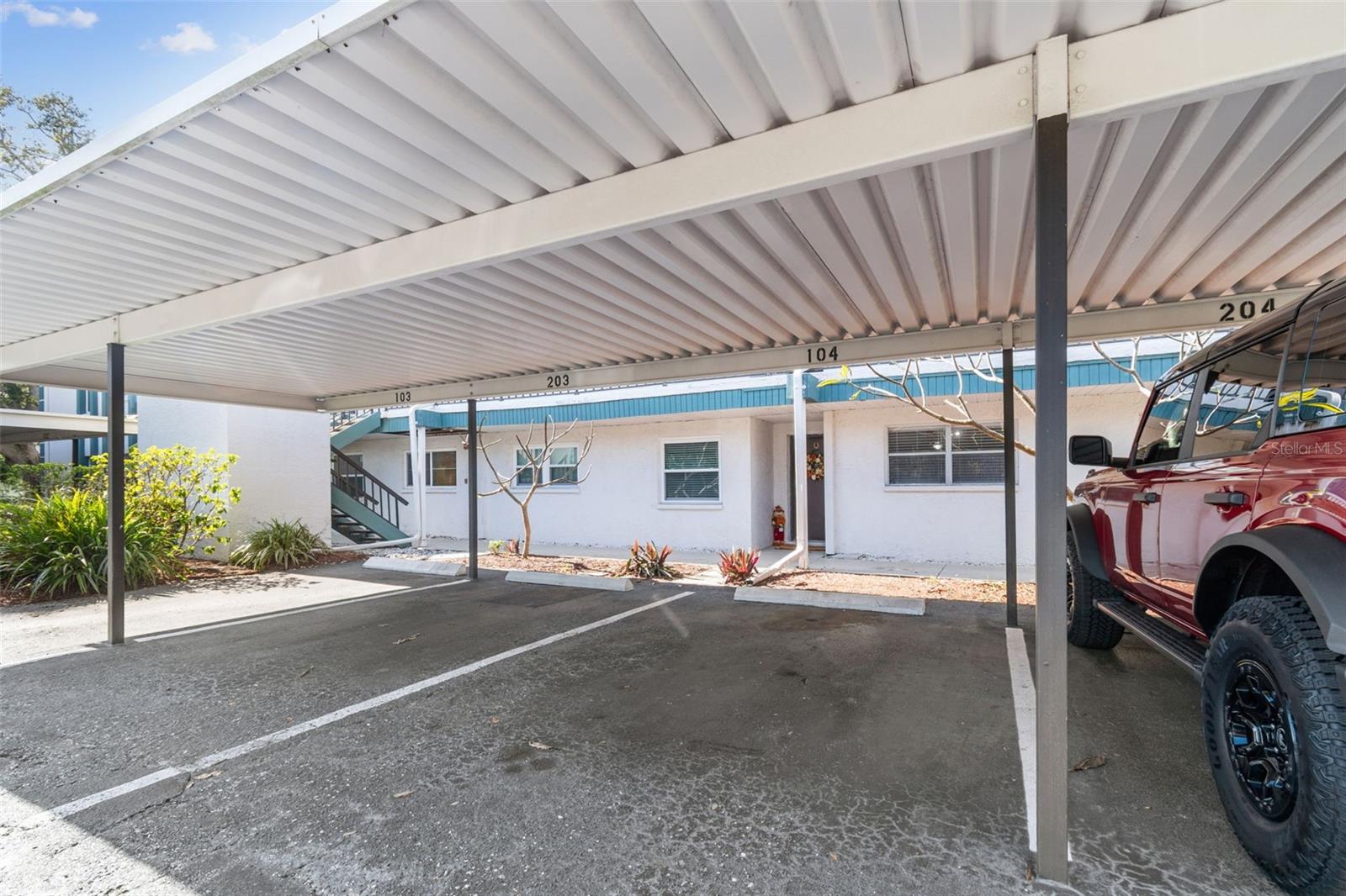 SEMINOLE COUNTRY GREEN CONDO - Residential