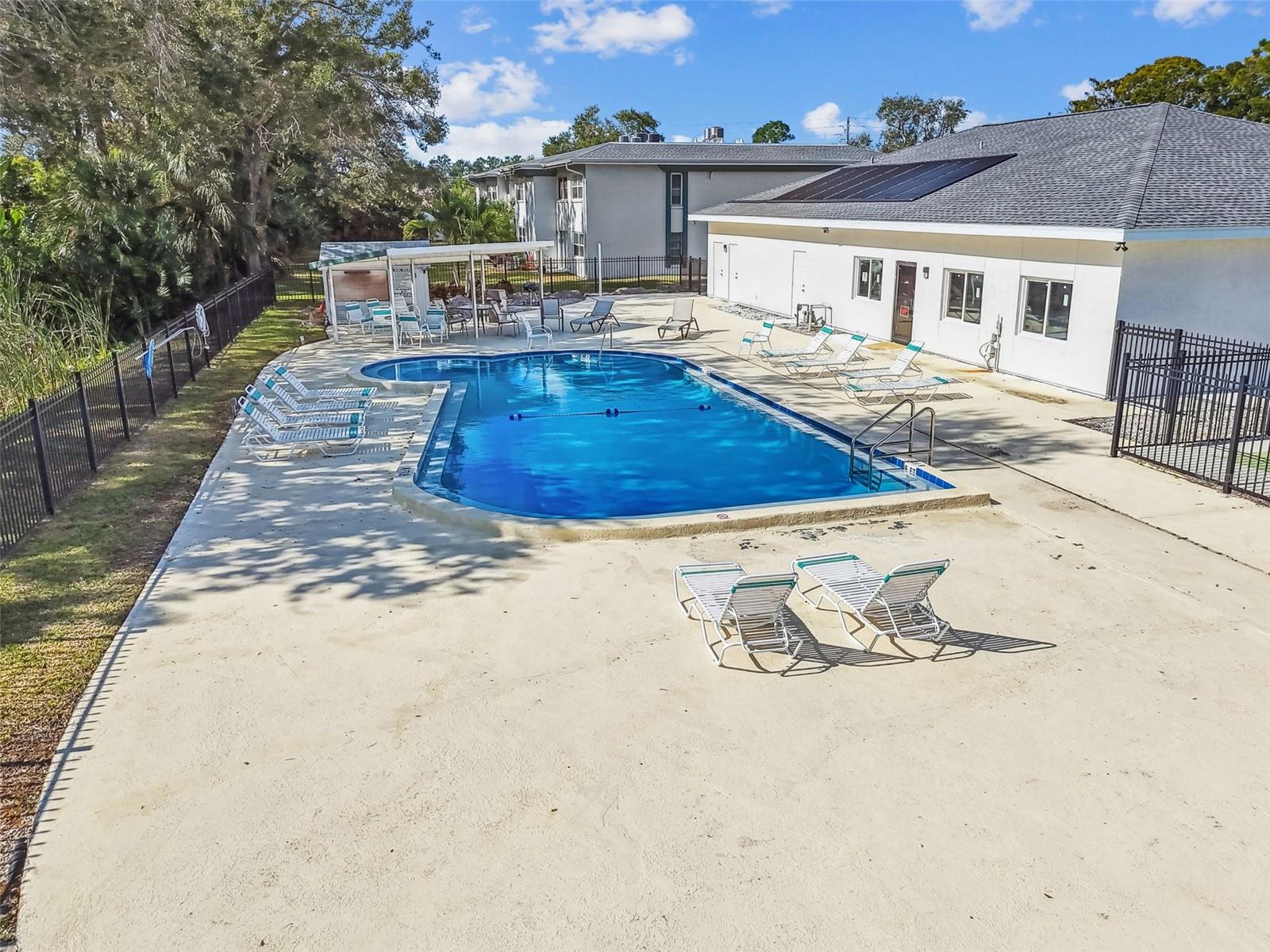 SEMINOLE COUNTRY GREEN CONDO - Residential
