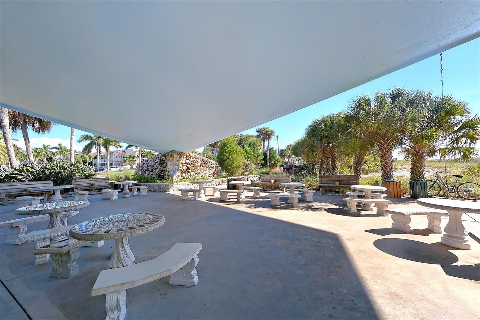 BIRD BAY VILLAGE - Residential Lease