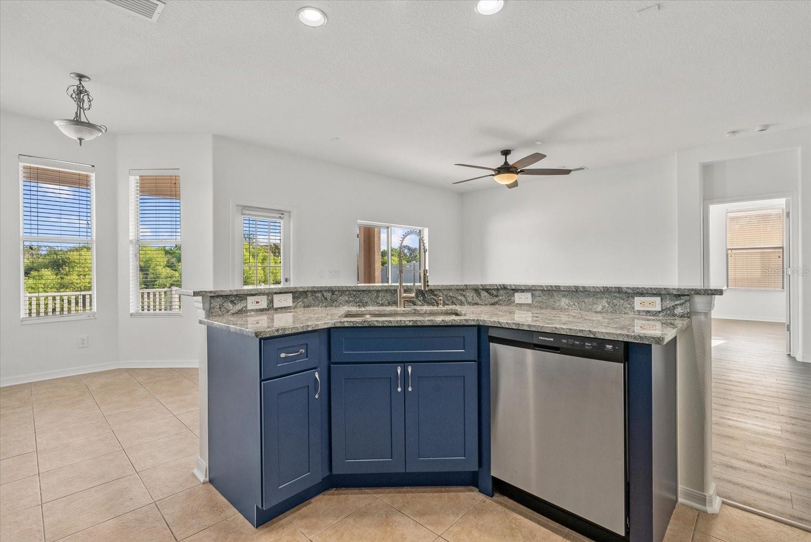 AVELAR CREEK SOUTH - Residential