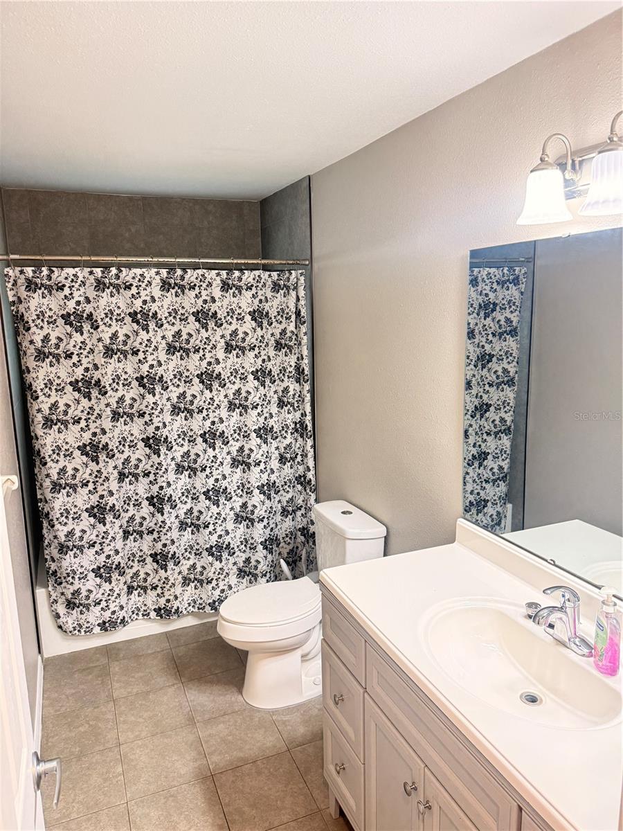 WINAKI HEIGHTS UN 02 - Residential