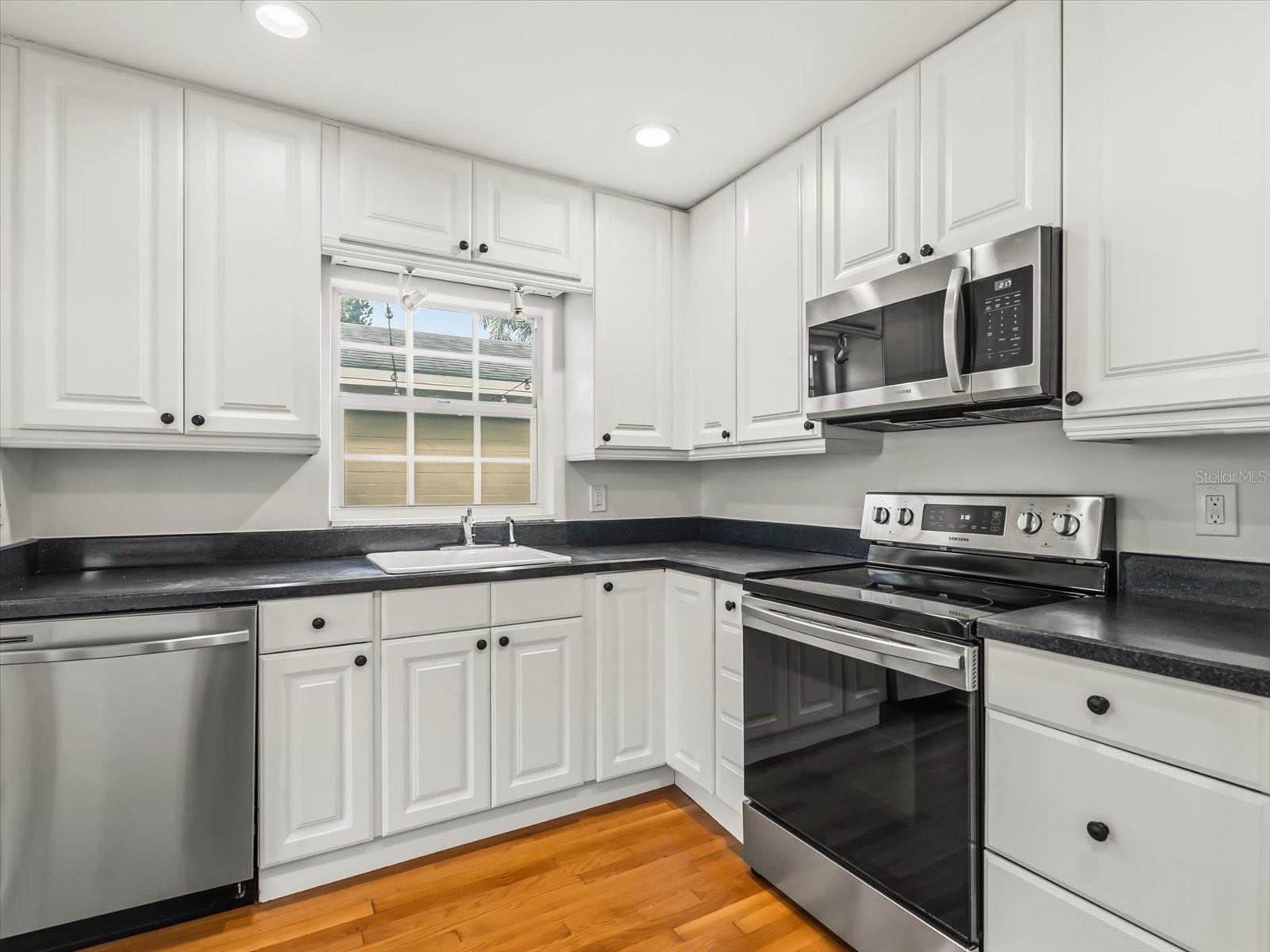 COLLEGE PARK SECOND ADD - Residential