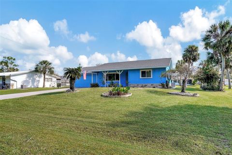 A home in PORT CHARLOTTE