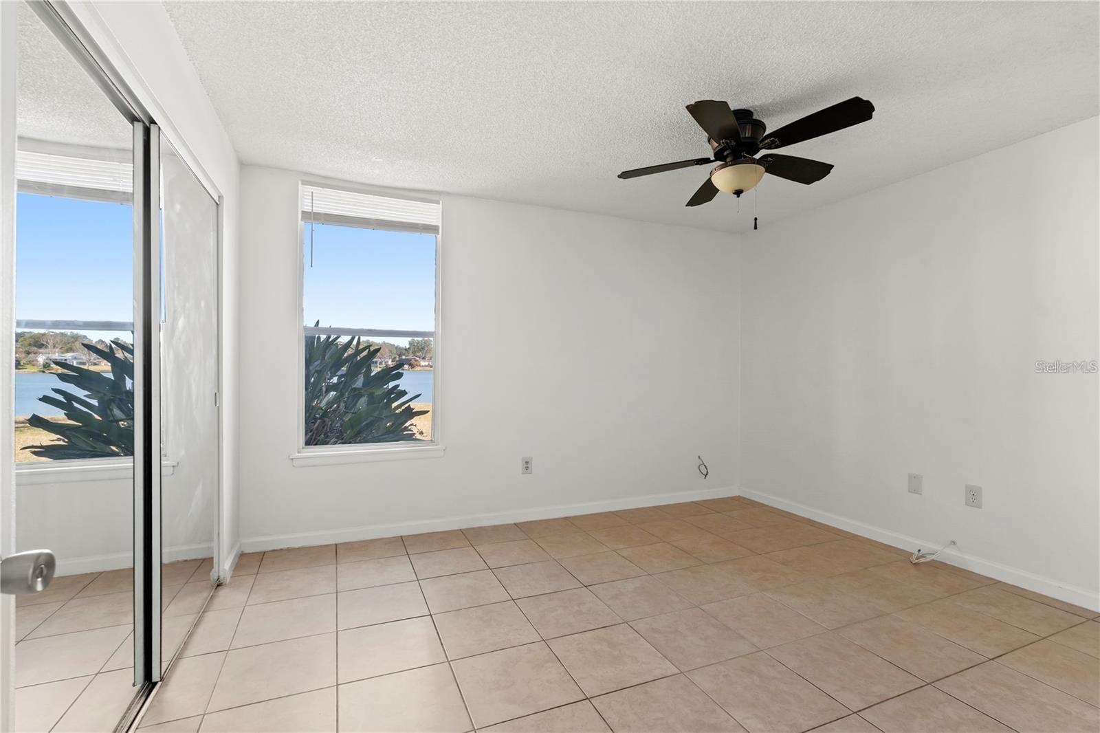 ROYAL ARMS CONDO - Residential Lease