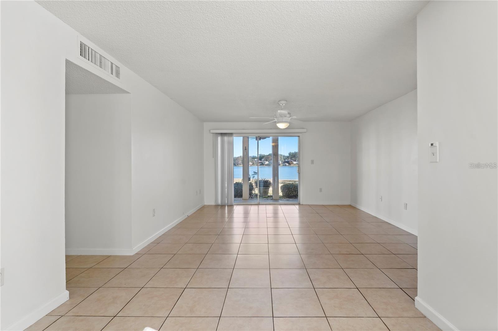 ROYAL ARMS CONDO - Residential Lease