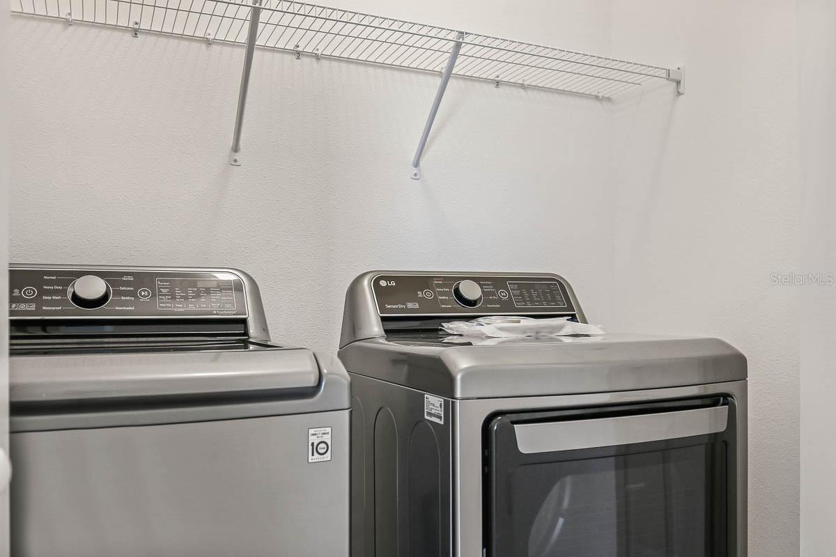 FISHHAWK RANCH WEST TWNHMS - Residential Lease