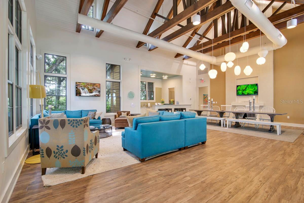 FISHHAWK RANCH WEST TWNHMS - Residential Lease