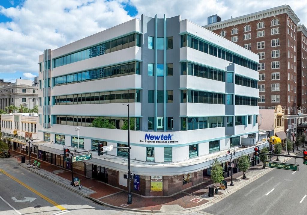 Photo of 14 E Washington Street, Orlando, FL 32801 (MLS # O6259483)