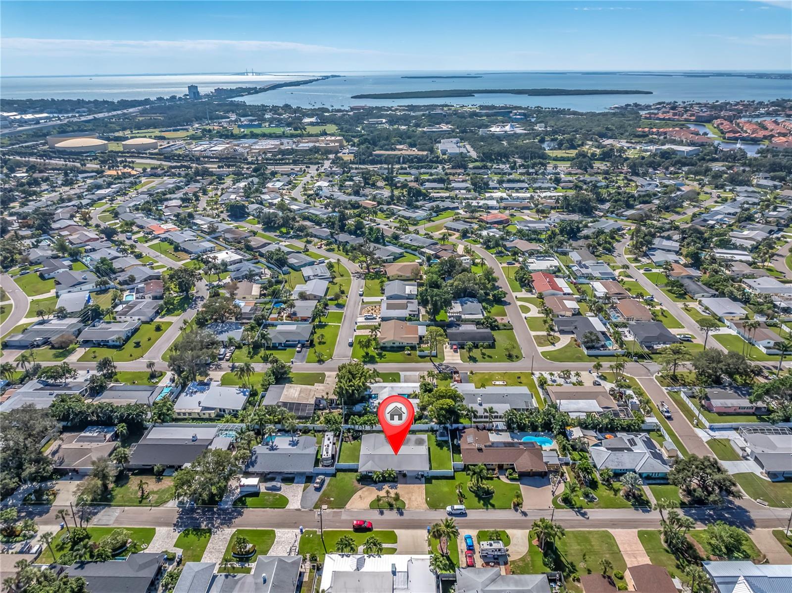 MAXIMO MOORINGS - Residential Lease