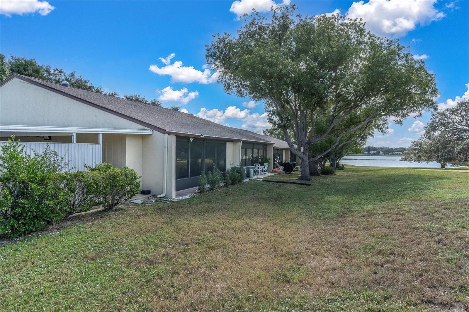 DOLLAR LAKE VILLAGE CONDO 01 - Residential