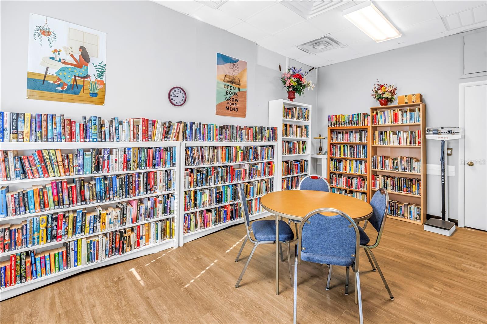 SPRINGWOOD VILLAS - Residential