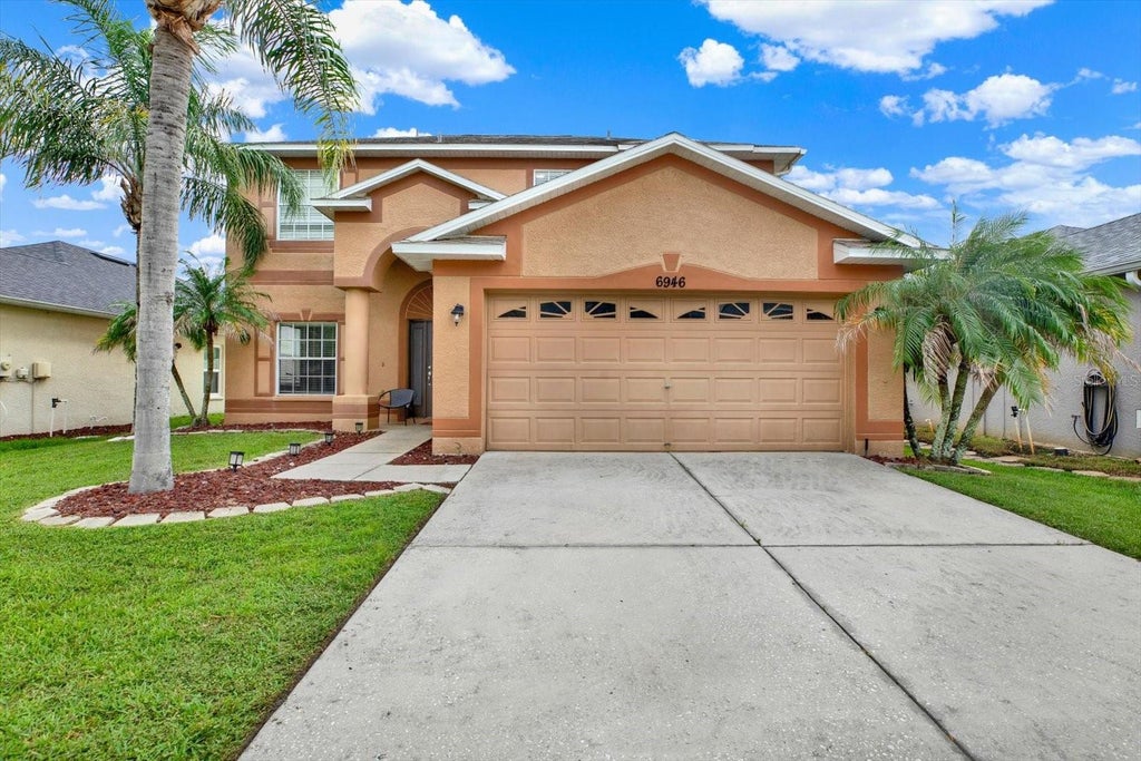 Photo of 6946 Belt Link Loop, Wesley Chapel, FL 33545 (MLS # TB8552849)