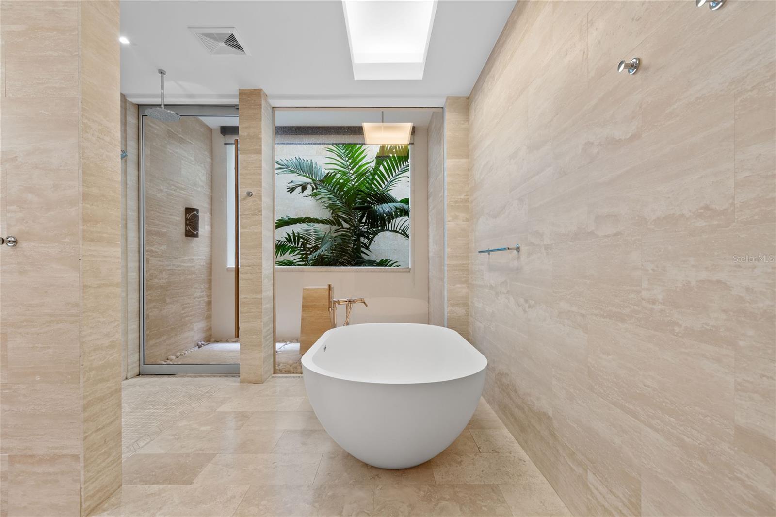 WEST BEACH RESIDENCES - Residential