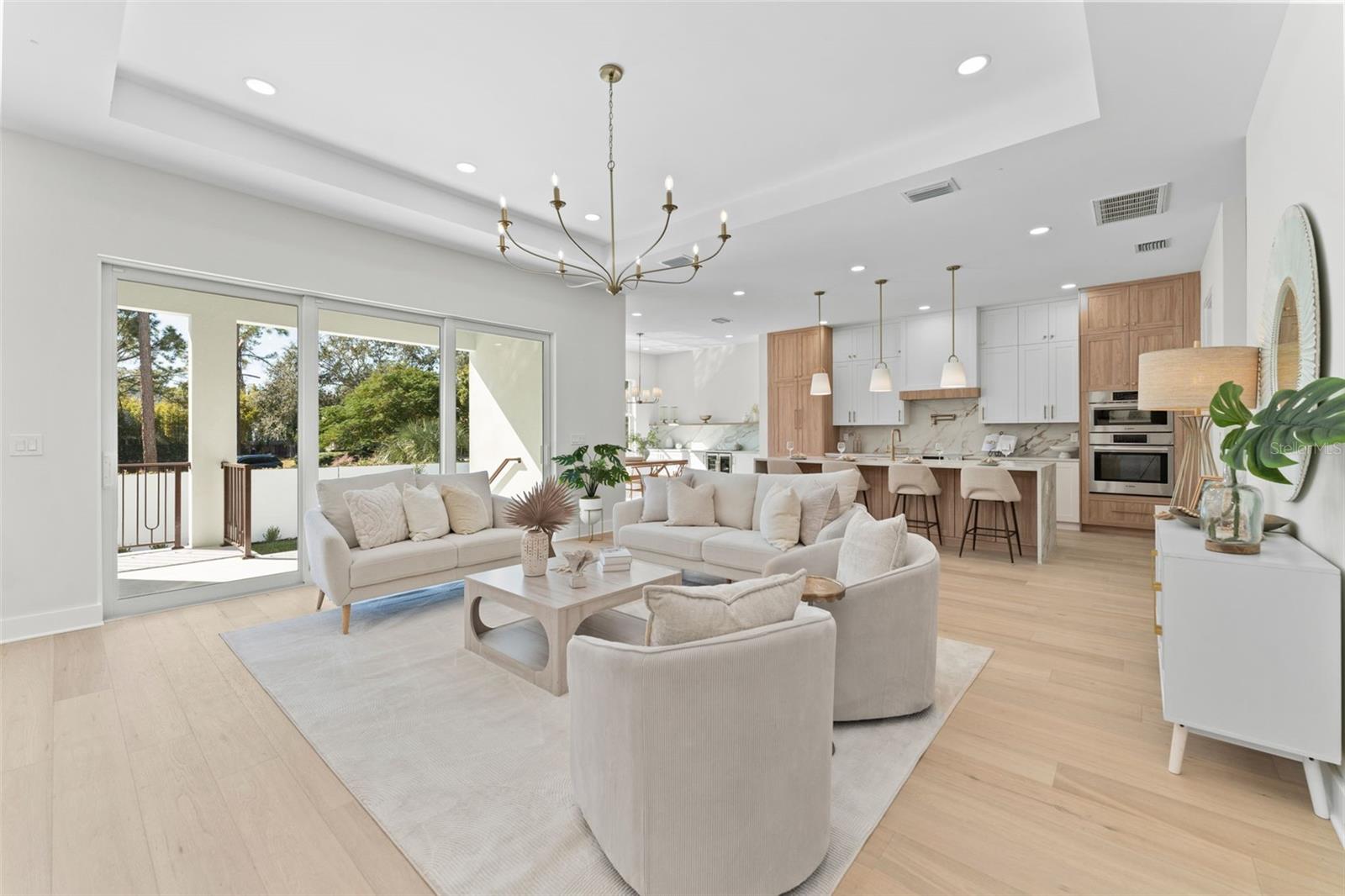 MACDILL ESTATES REV - Residential