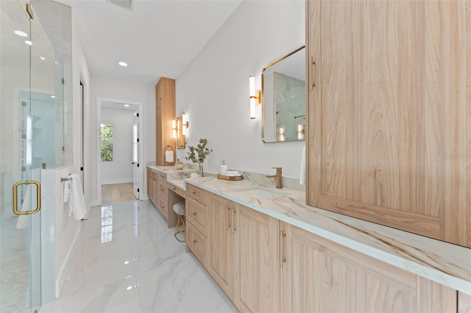 MACDILL ESTATES REV - Residential