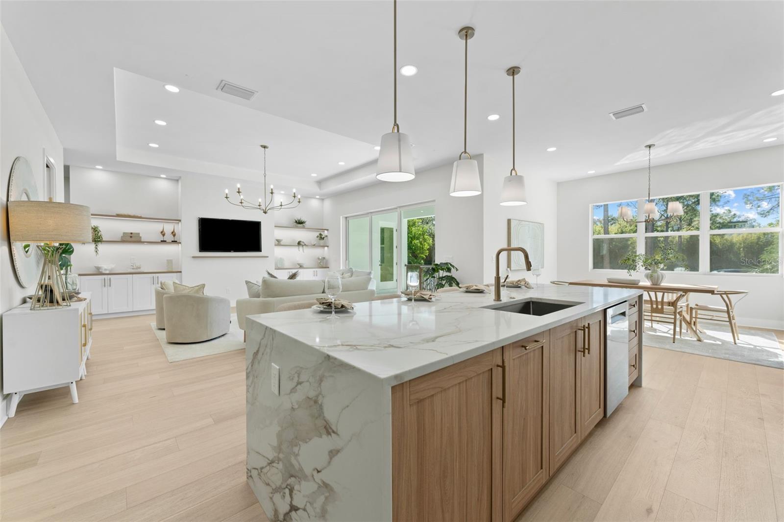 MACDILL ESTATES REV - Residential